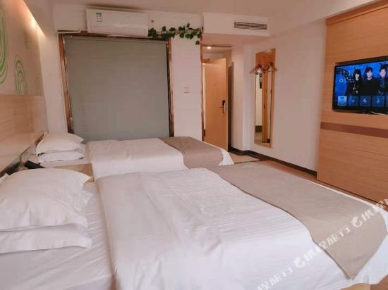 Фото GreenTree Inn Nanchang Honggutan New Area Cuiyuan Road Subway Station Business Hotel