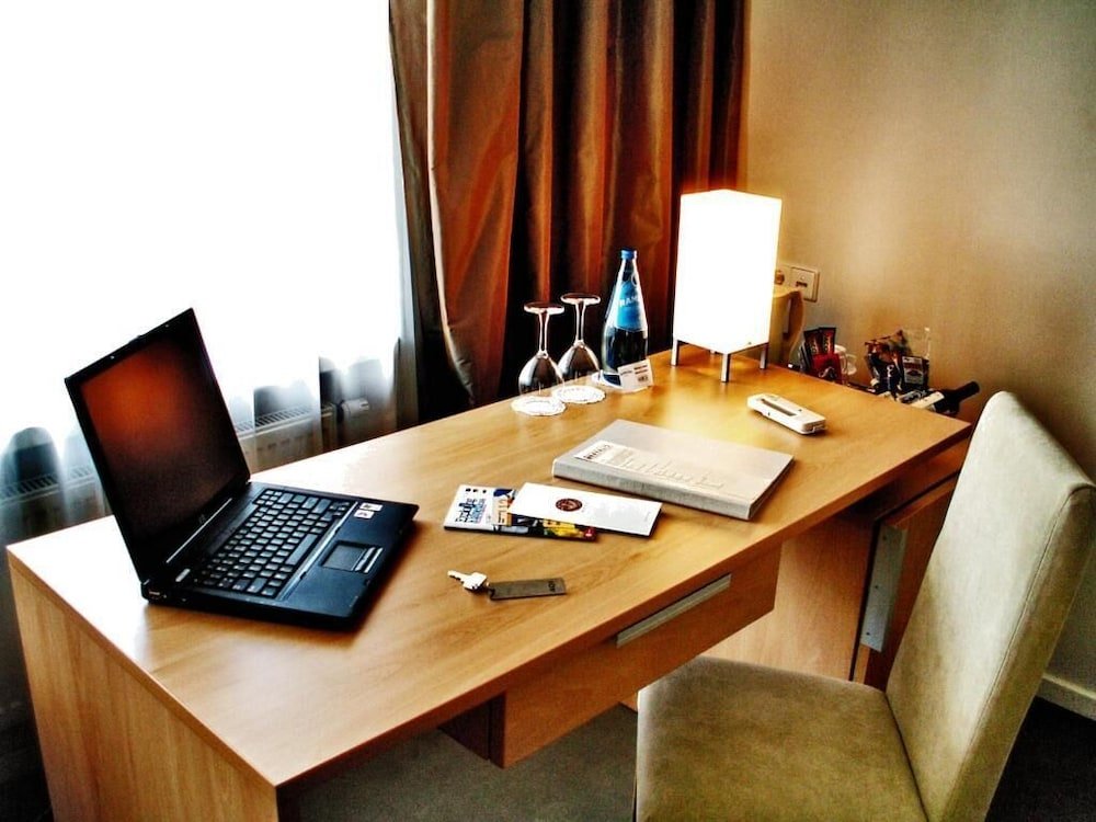 Фото Navalis Hotel