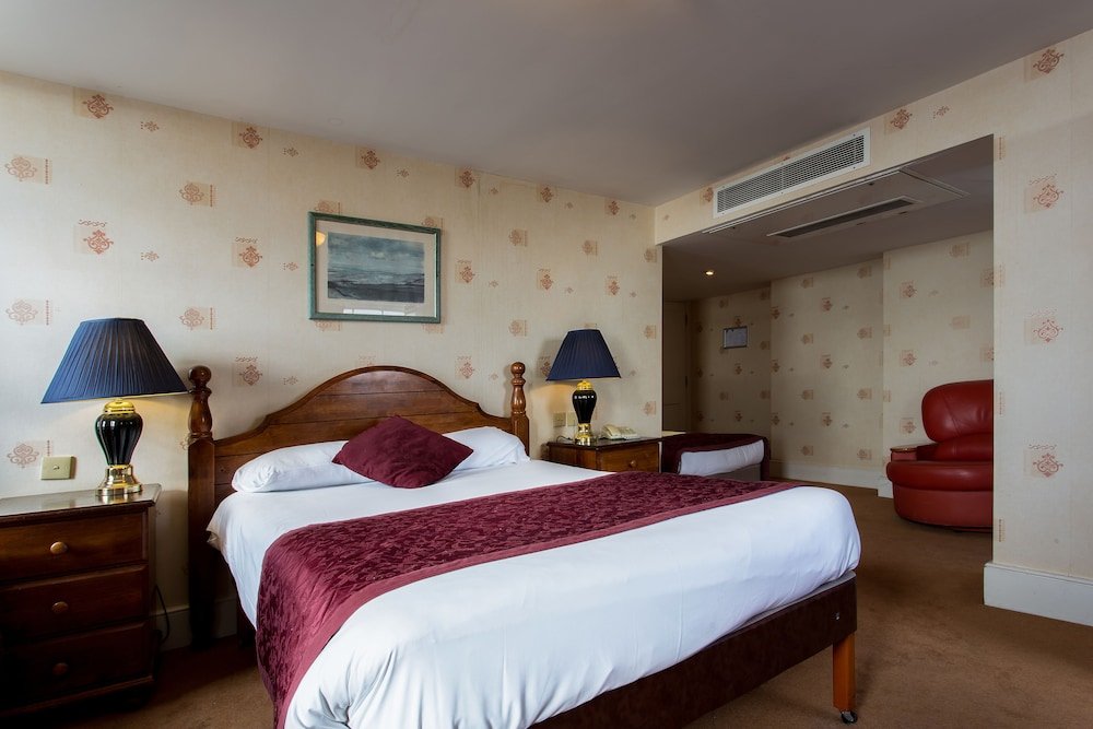 Фото Royal Albion Hotel