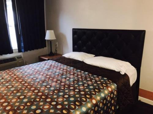 Фото Kings Row Inn