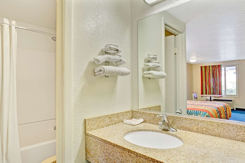 Фото Motel 6 Jacksonville, Fl - South