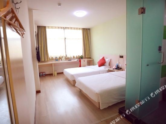 Фото 7 Days Inn Kaifeng Songdu Yu Street Long Ting Branch