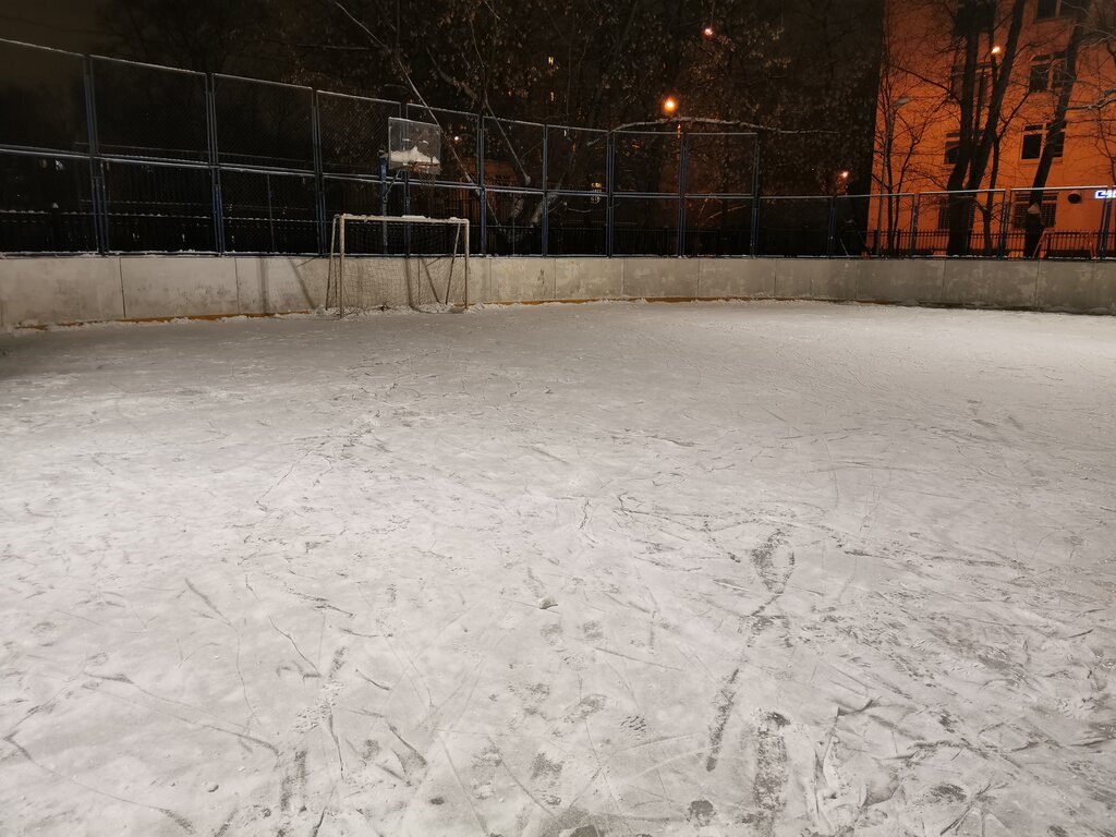 Каток Лабиринт ВЛКСМ