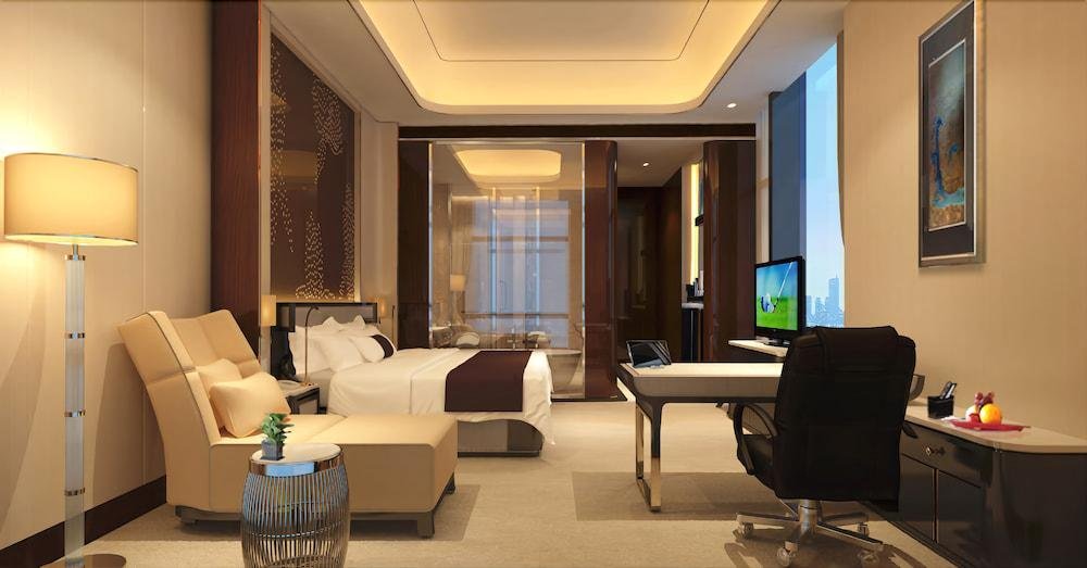 Фото Wuhan Youyi International Hotel