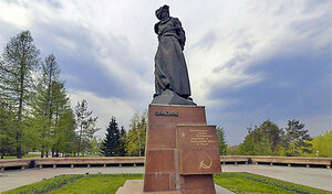 Орлёнок (gorodskoy okrug Chelyabinsk, Tsentralniy District, skver Aloye Pole), genre sculpture