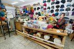 Ателье по изготовлению и ремонту шляп (Nevskiy Avenue, 173), hat tailoring and wholesale