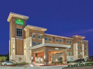 Гостиница La Quinta Inn & Suites by Wyndham Houston Nw Beltway8/WestRD в Хьюстоне