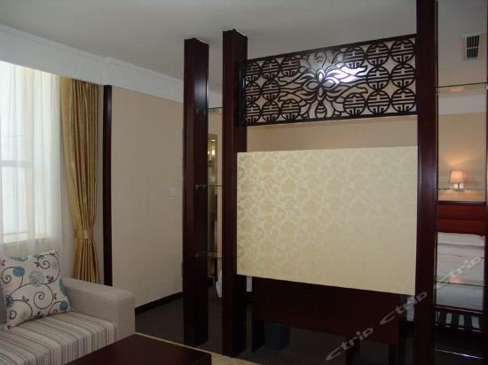 Фото Fusheng Hotel