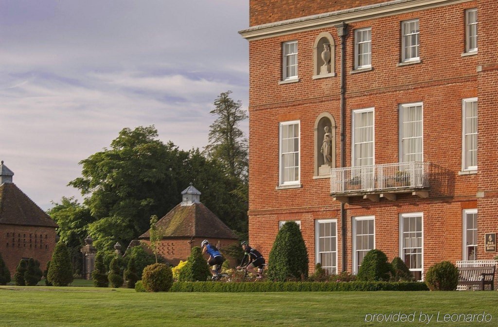 Фото Four Seasons Hotel Hampshire