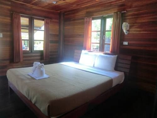 Фото Sangsawan Palace Khaolak Resort