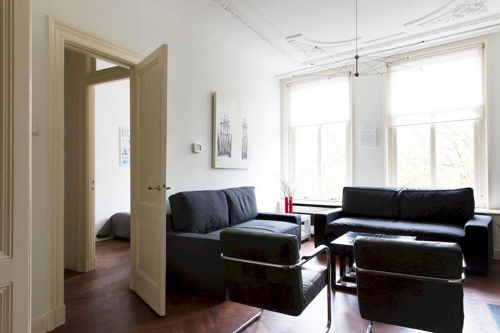 Фото Dulac Mansion With Parking