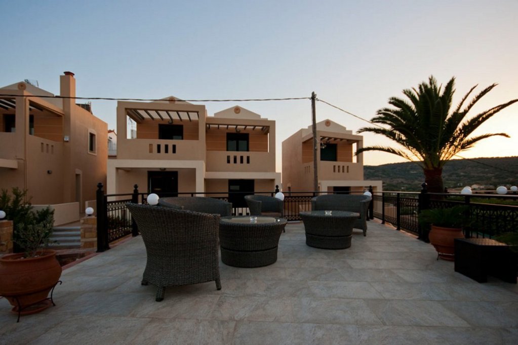 Фото Sun Village Hotel