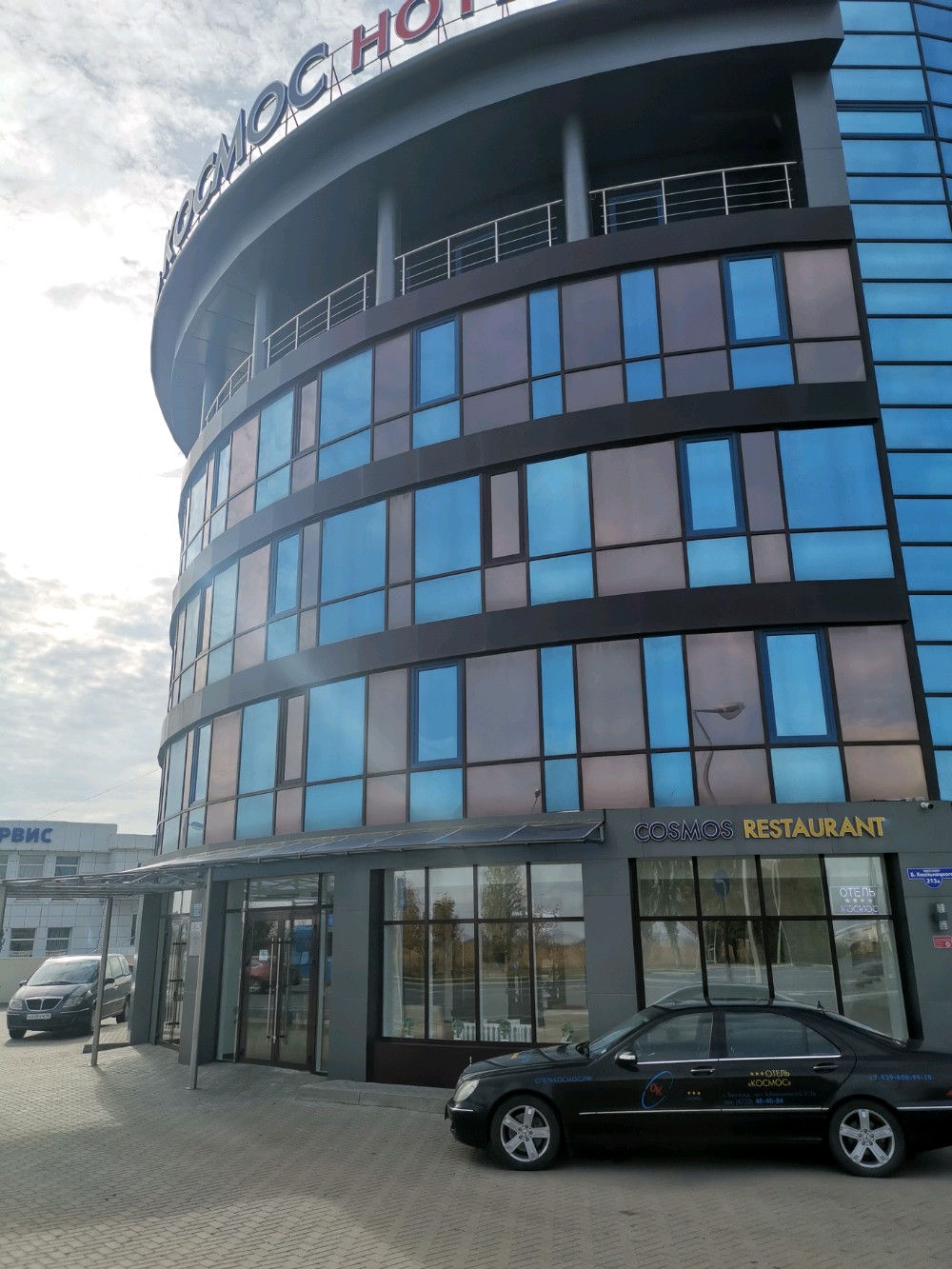 Фото отеля 1