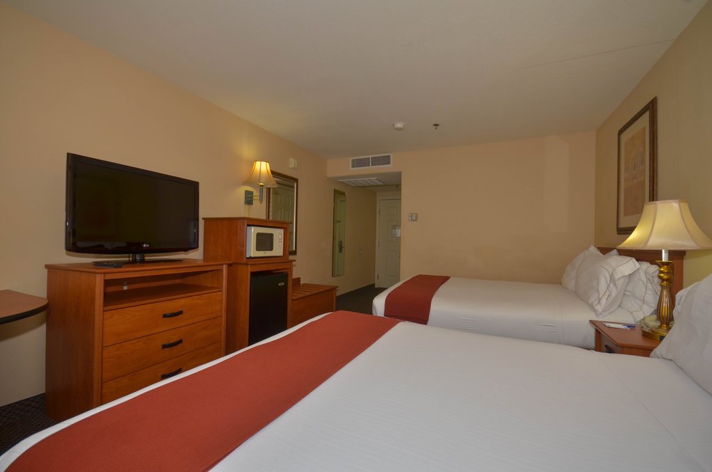 Фото Holiday Inn Express Las Vegas-Nellis, an Ihg Hotel