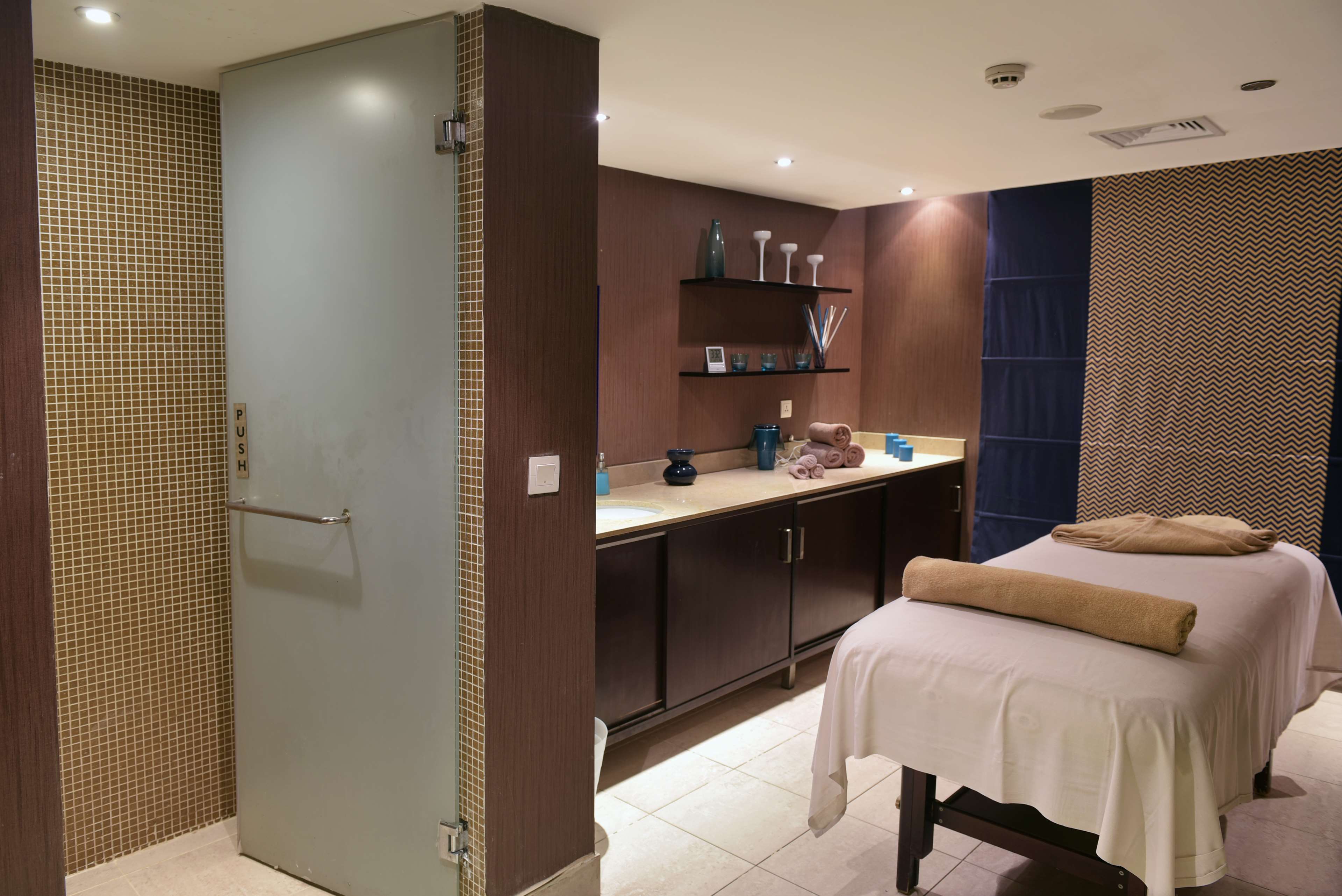 Фото Radisson Blu Hotel, Cairo Heliopolis