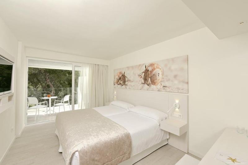Фото Iberostar Waves Cristina