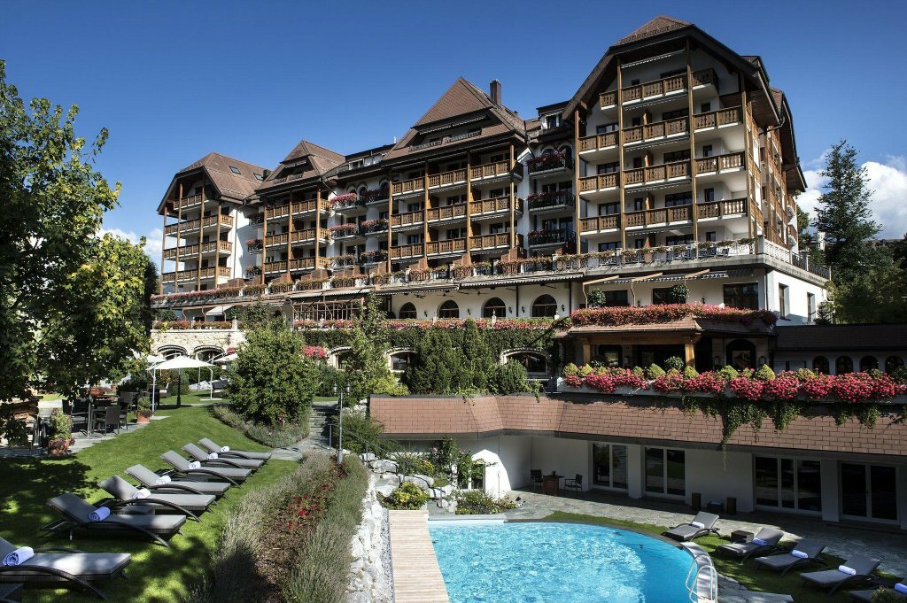 Hotel Park Gstaad, Canton of Bern, photo