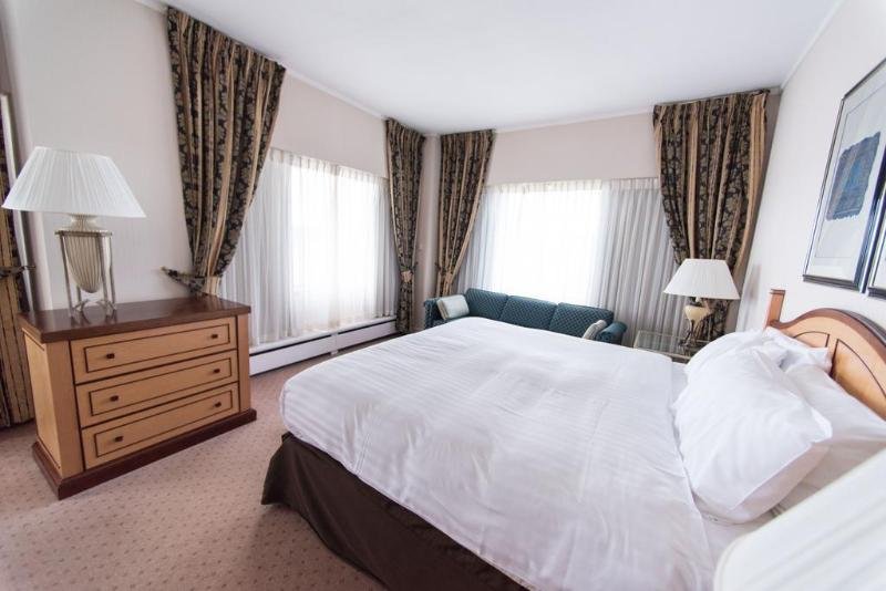 Фото Golden Jubilee Hotel