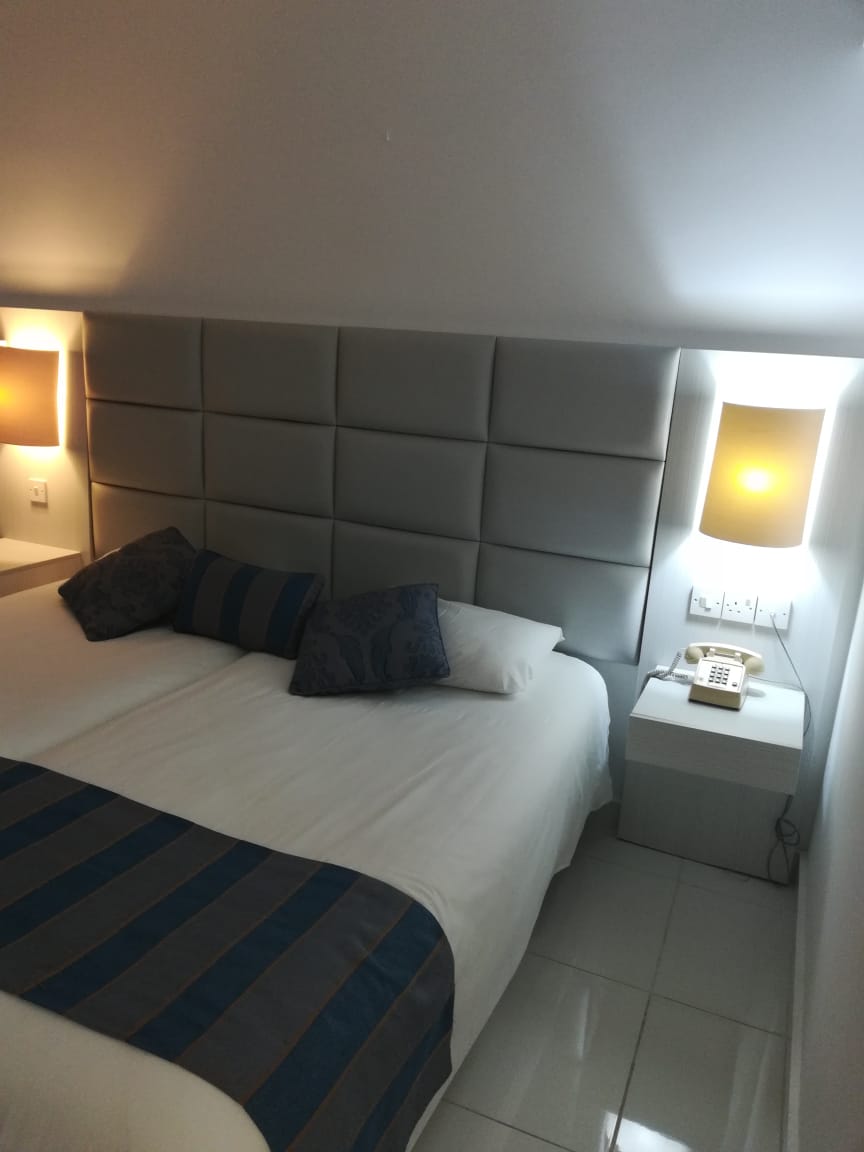 Фото Silver Sands Beach Hotel