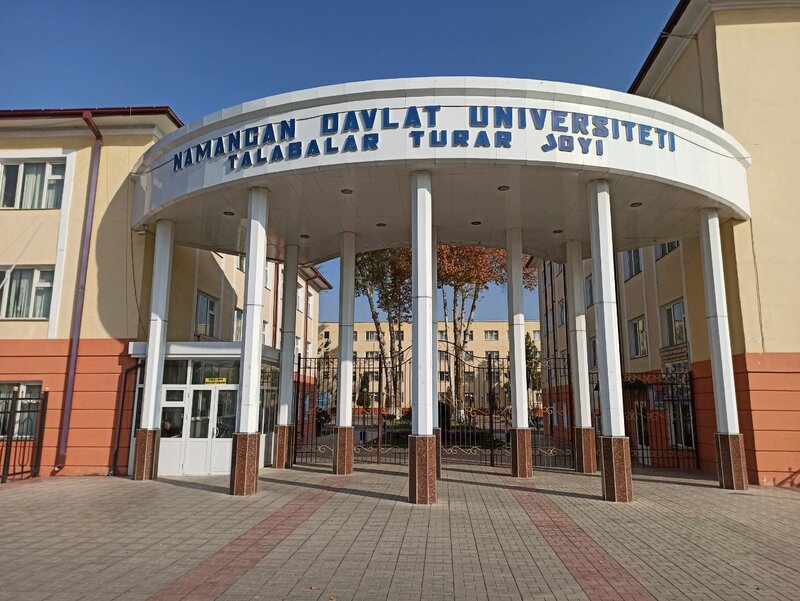 Ichki kiyim, paypoq va kamar pornosi