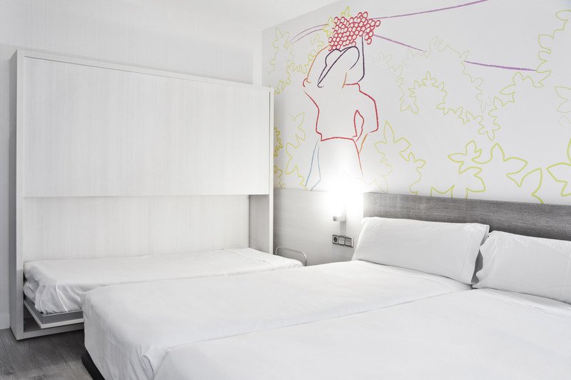 Фото Hotel ibis Styles Madrid Prado