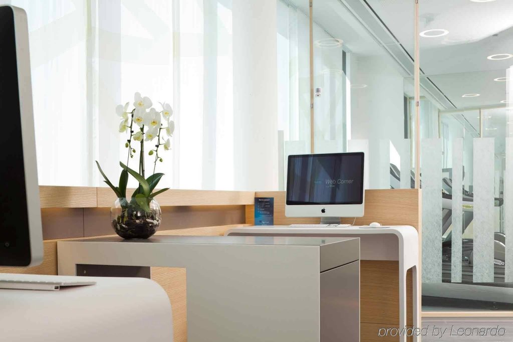 Фото Novotel Suites Montpellier