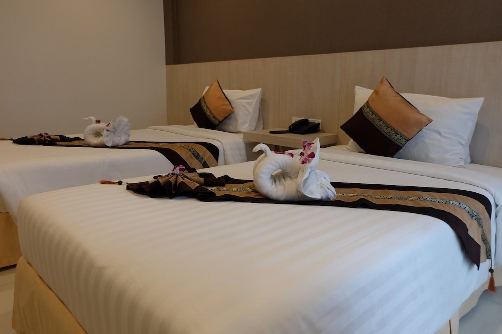 Фото Airport Mansion Phuket