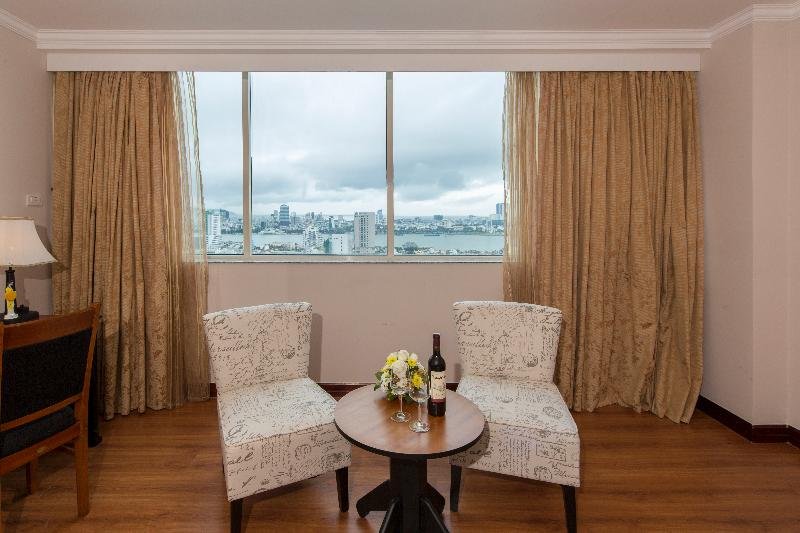 Фото Muong Thanh Luxury Song Han Hotel