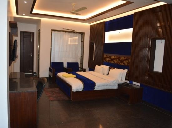 Фото Jjk Rukmini Vilas Hotels and Banquets