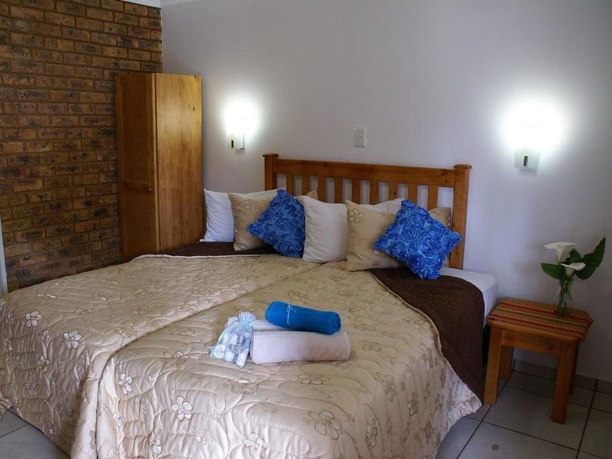 Фото Airport Inn Bed and Breakfast