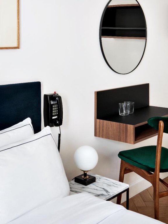 Фото Hotel Rendez Vous Batignolles