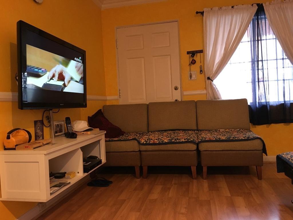 Фото La Petite Rouge Motel