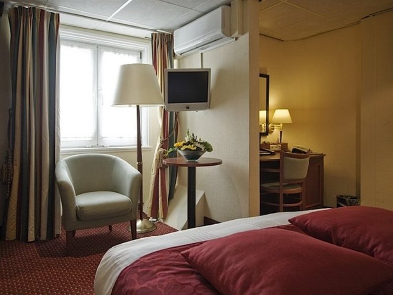 Фото Hotel Amsterdam De Roode Leeuw