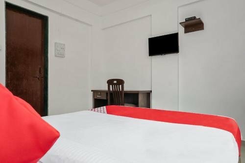 Гостиница Oyo 24143 Flagship Hotel Blue Orchid в Пимпри-Чинчваде