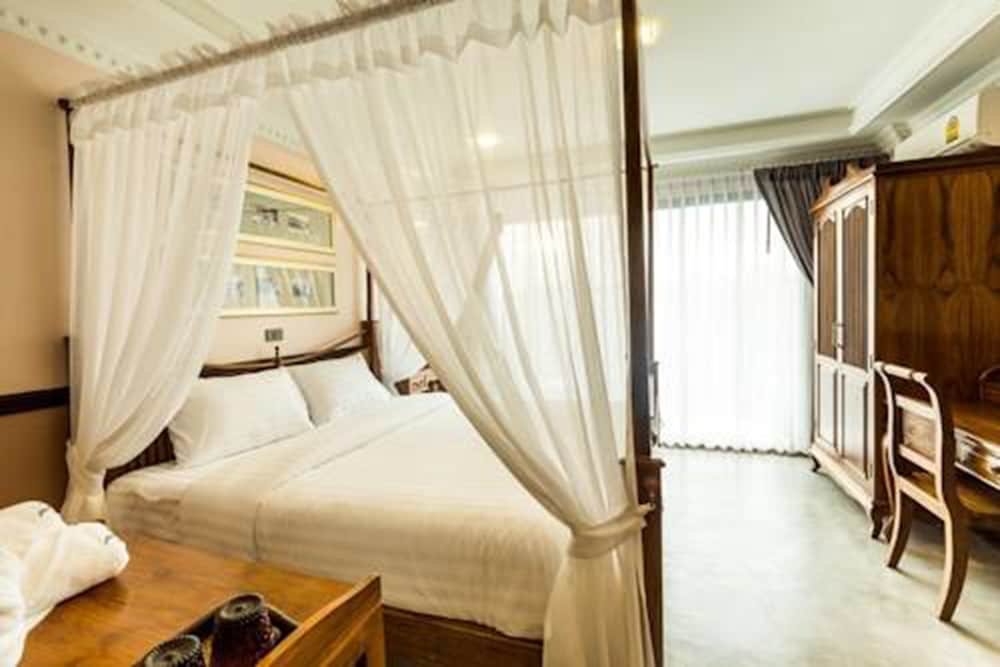 Фото U Residence Hotel