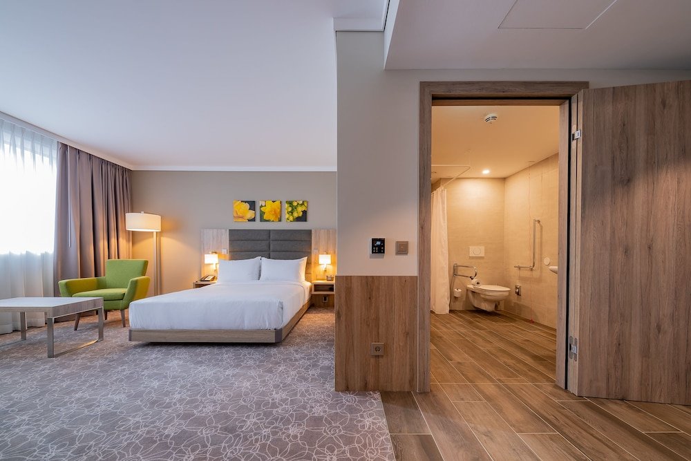 Фото Hilton Garden Inn Wiener Neustadt