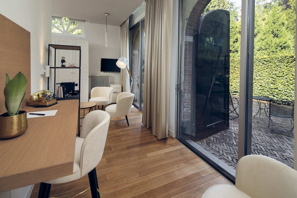 Фото Landgoed Hotel Groot Warnsborn