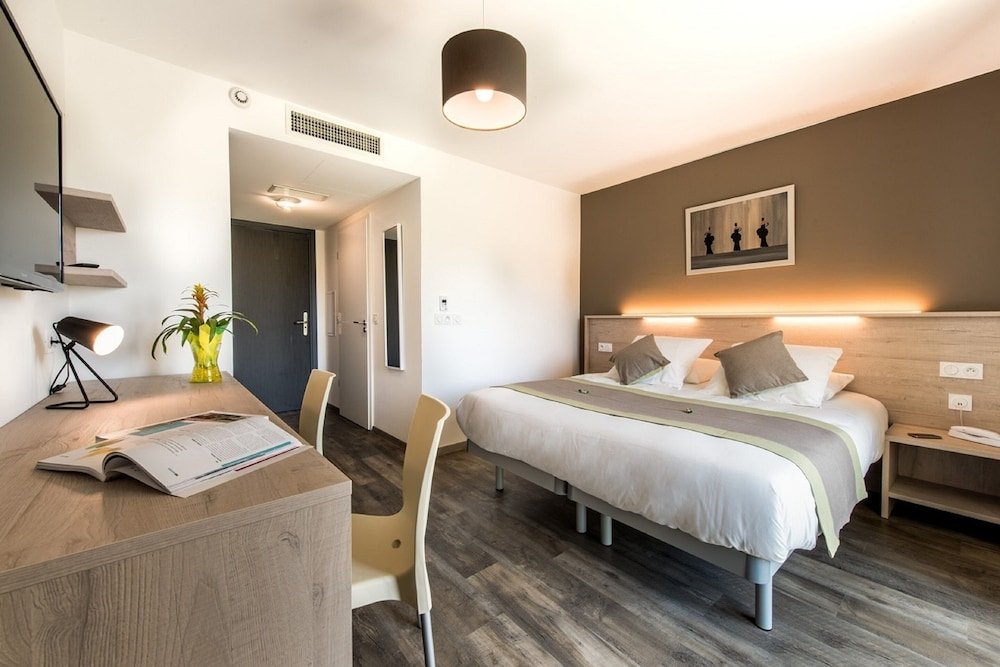 Фото Hotel du Grand Parc