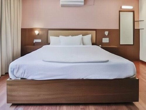Гостиница Serene Boutique Hotel в Бангалоре