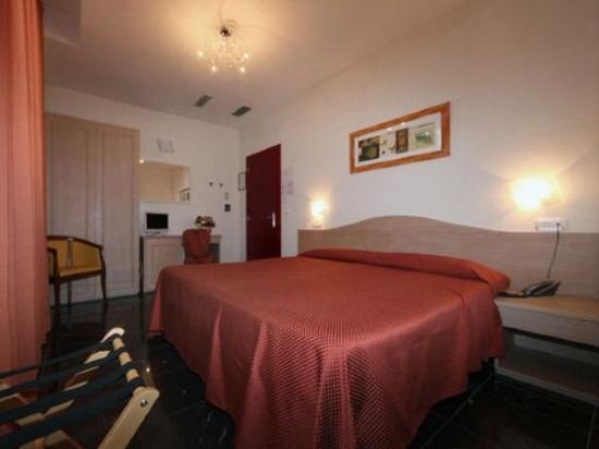 Фото Hotel La Colonna