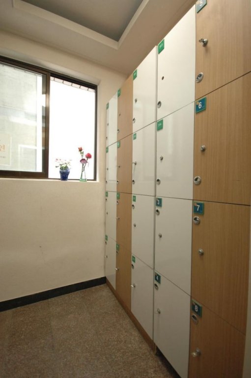 Фото LotteTower Rainbow House