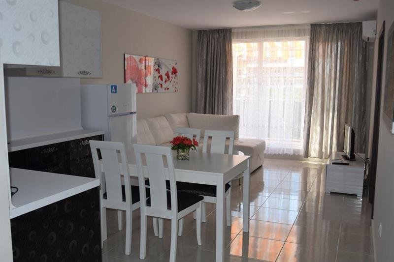 Фото 182153677276