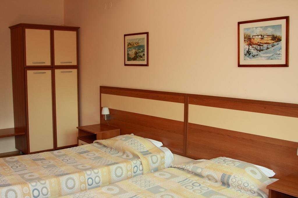 Фото Family Hotel Residence