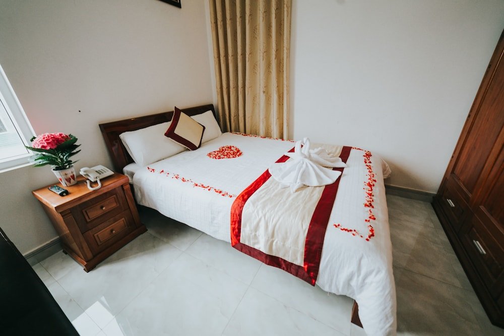 Фото Oyo 446 The Bao Hotel