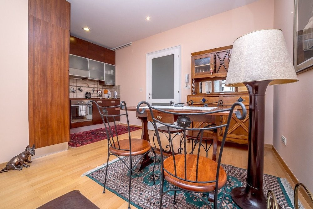 Фото Art Deco Apartment