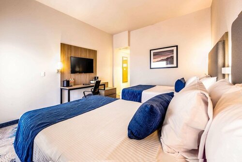 Гостиница Comfort Inn Hermosillo Aeropuerto в Эрмосильо