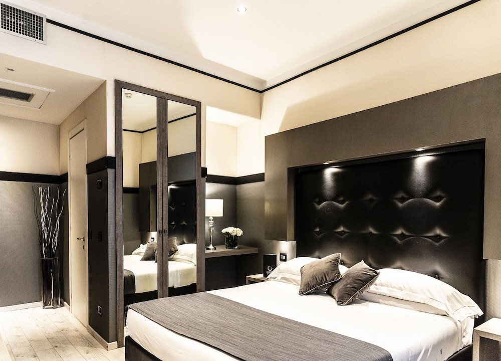 Фото Dharma Luxury Hotel