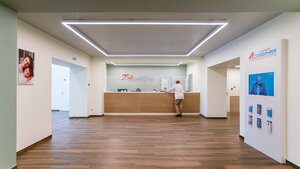 Semeynaya (Zavodskoy Drive, 1), medical center, clinic