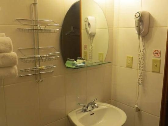 Фото Queen Bee Hotel