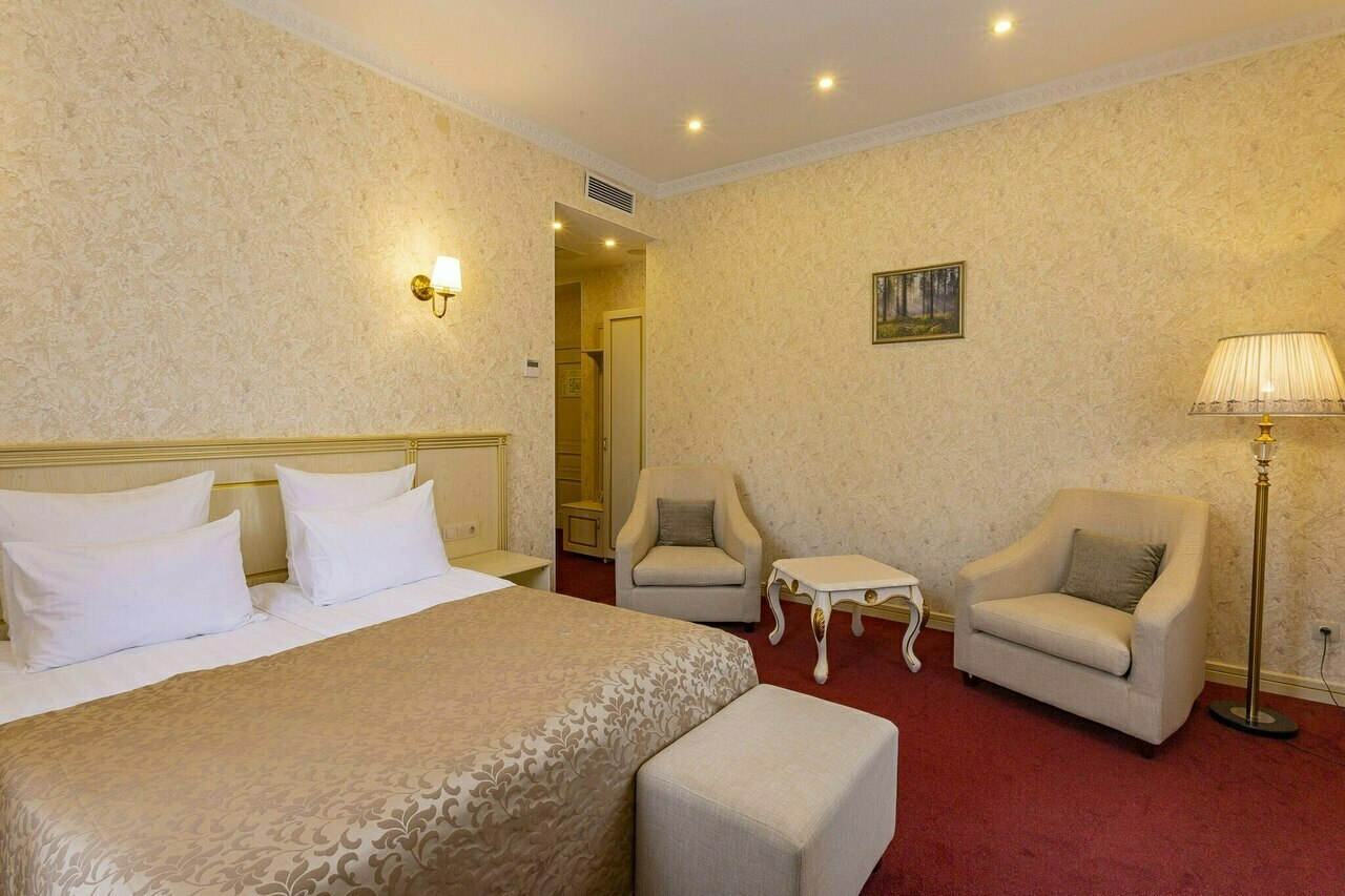 Фото Golden Plaza